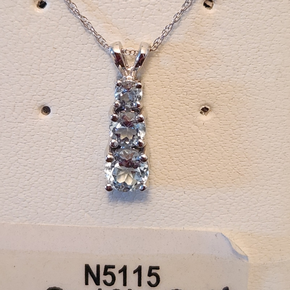 NEW 10K SOLID WG GENUINE BRILLIANT-CUT 3-STONE BLUE TOPAZ NECKLACE